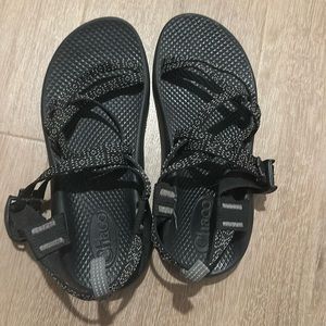 Chaco size 6